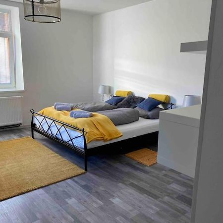 Apartmán B12 - Bohdanecska 12 Pardubice Exteriér fotografie