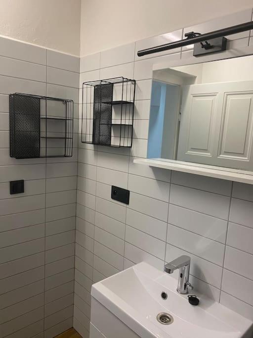 Apartmán B12 - Bohdanecska 12 Pardubice Exteriér fotografie